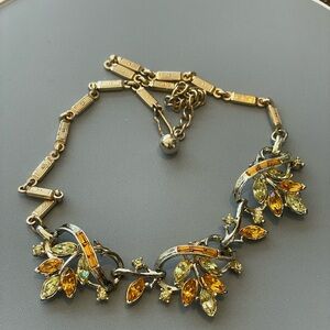 Vintage Rhinestone necklace. Crown Trifari Alfred Phillippe?